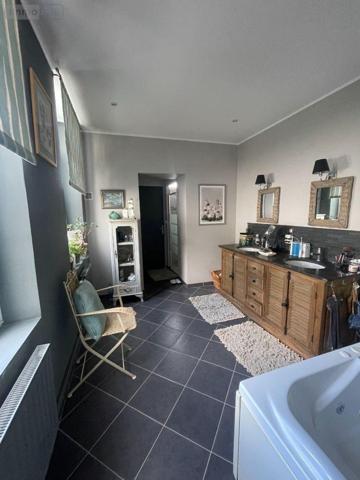 Maison à vendre à Saint-Quentin dans l'Aisne (02100), ref : 10064/165   
CENTRE VILLE