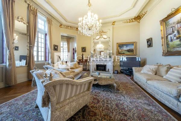 Cognac – Magnifique château avec vues panoramiques