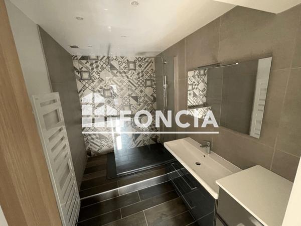 Location Appartement 2 pièces 83.81 m² - 13 PLACE DE LA CARRIERE Nancy 54000