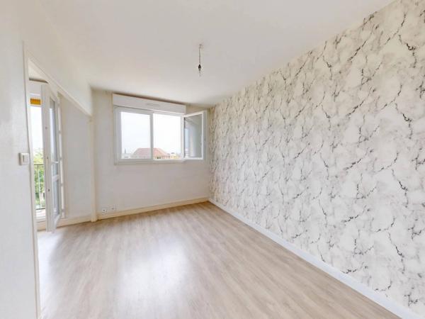 Appartement de Type T3 - Balcon & Ascenseur