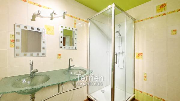 Maison familiale de 168 m² avec 4 chambres, véranda et ascenseur au cœur de Savennières Savennières (49170)
