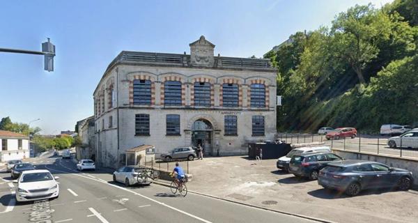 INVESTISSEMENT LOCATIF – Angoulême – Résidence Affaires Appart'City Classic Angoulême Centre - 6% de rentabilité