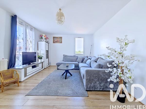 Appartement à vendre 4 pièces 81,1 m² Vaires-sur-Marne