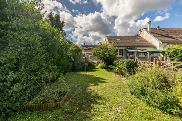 CORMEILLES EN PARISIS - QUARTIER CENTRE HAUT - MAISON 70 M² (100 AU SOL) - 3 CHAMBRES - TERRAIN 392 M² -  GARAGE - PARKING - JARDIN -