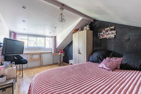 CORMEILLES EN PARISIS - QUARTIER CENTRE HAUT - MAISON 70 M² (100 AU SOL) - 3 CHAMBRES - TERRAIN 392 M² -  GARAGE - PARKING - JARDIN -