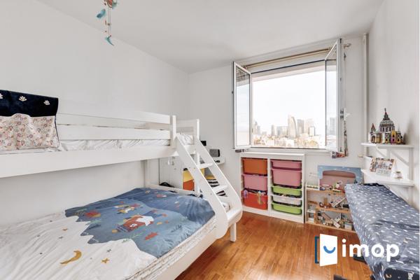 3 pièces avec vue panoramique extérieur et parking !