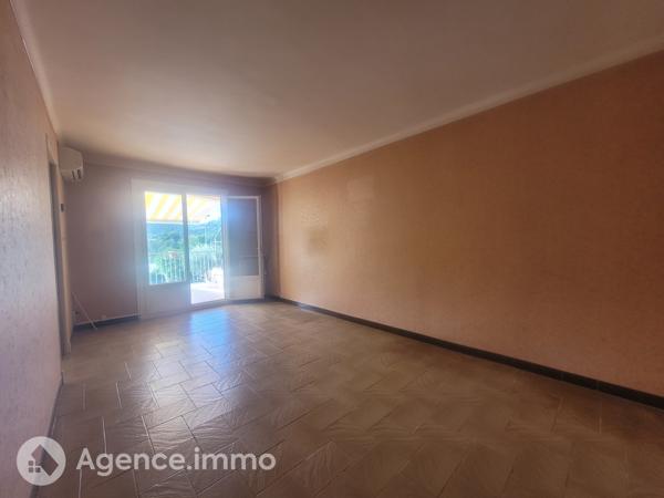 À vendre - Maison, 5 pièces située à Arles-sur-Tech (66150)