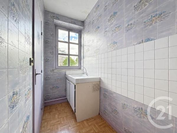 Appartement F4 à vendre  4 pièces - 76,28 m 2   PARIS  - 75012