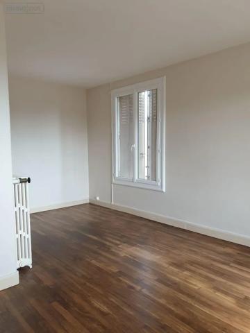 Location - Appartement Bessé-sur-Braye 72310 3 pièces 54 m 2