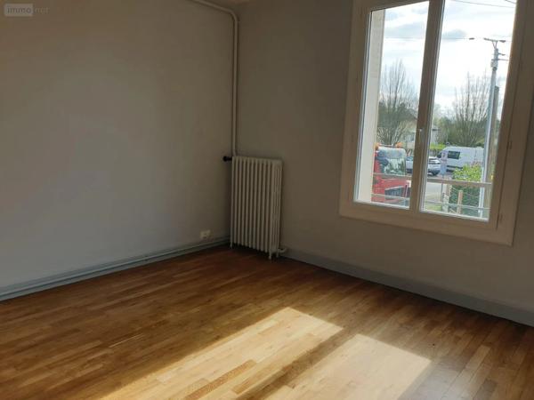 Location - Appartement Bessé-sur-Braye 72310 3 pièces 54 m 2