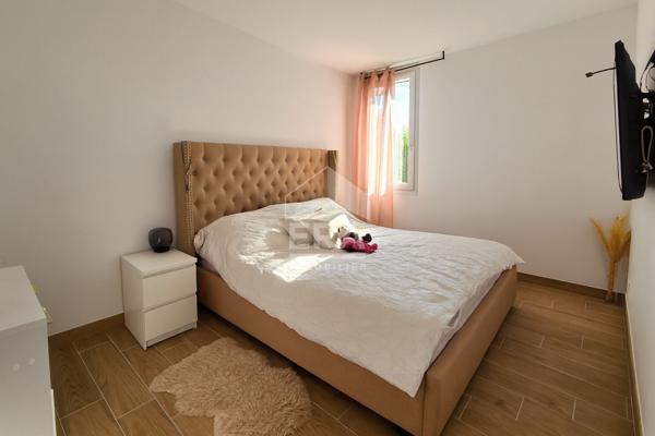 Bel appartement T4 rénové avec vue exceptionnelle sur l'étang