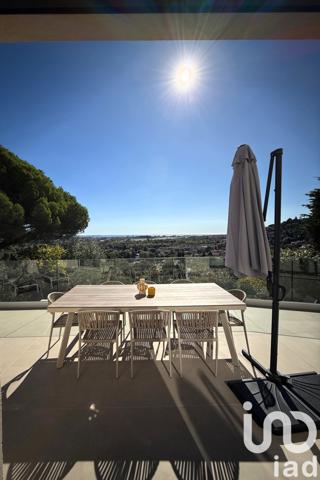 Maison à vendre 8 pièces 200 m² Mandelieu-la-Napoule