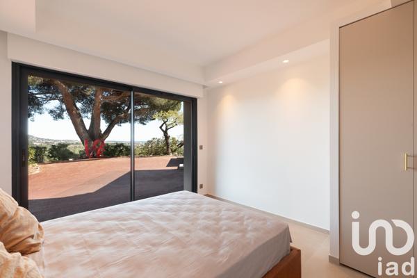 Maison à vendre 8 pièces 200 m² Mandelieu-la-Napoule