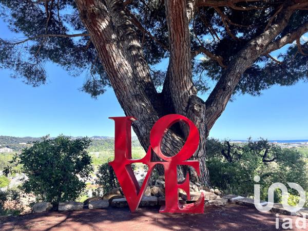 Maison à vendre 8 pièces 200 m² Mandelieu-la-Napoule