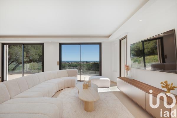 Maison à vendre 8 pièces 200 m² Mandelieu-la-Napoule