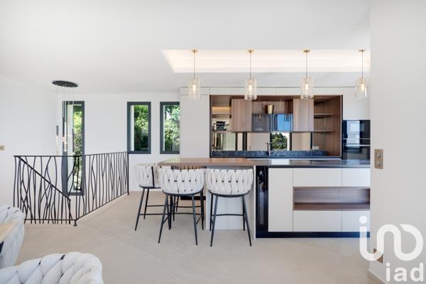 Maison à vendre 8 pièces 200 m² Mandelieu-la-Napoule