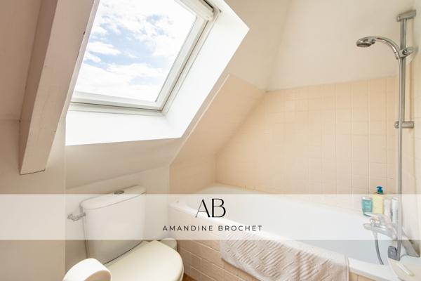 Maison
         6 pièces
        - 195 m² Exclusivité 950 000 € *