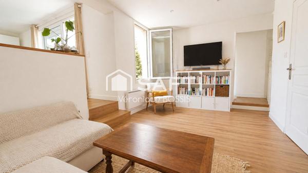 Maison cocon, zéro travaux, et une cour comme un petit jardin secret en plein coeur de ville
