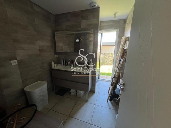 Belle Maison – Prestations de qualité avec 3 chambres + garage & parc paysager