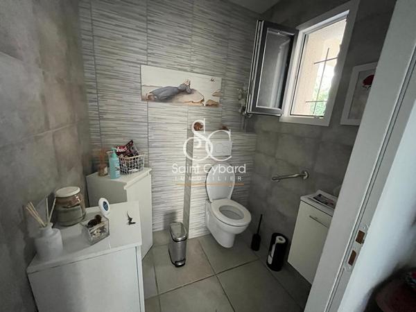 Belle Maison – Prestations de qualité avec 3 chambres + garage & parc paysager