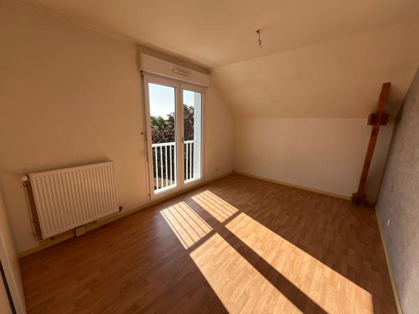 Angers – T5 en duplex avec terrasse et parking