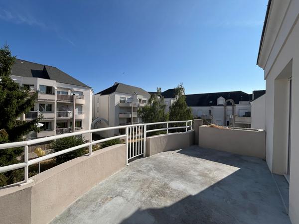 Angers – T5 en duplex avec terrasse et parking