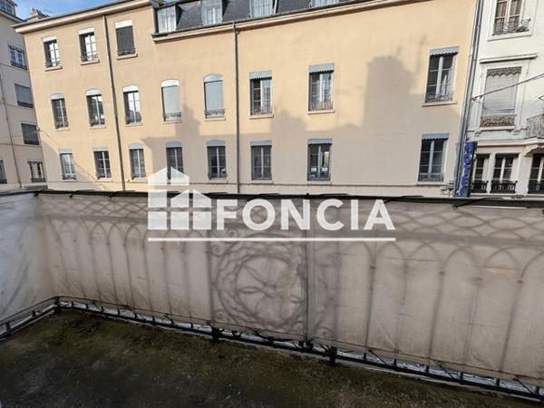 Location Studio 43.4 m² - 33 RUE DE CONDE Lyon 69002