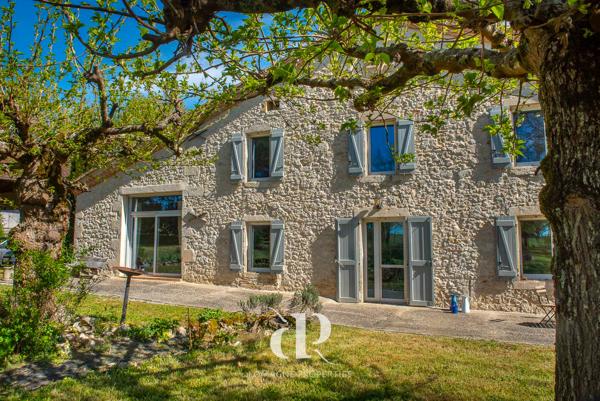 Mauvezin (32120) Maison de campagne rénovée à proximité des commodités