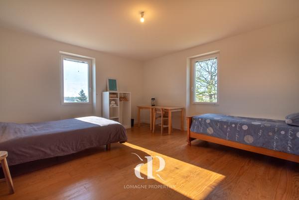 Mauvezin (32120) Maison de campagne rénovée à proximité des commodités