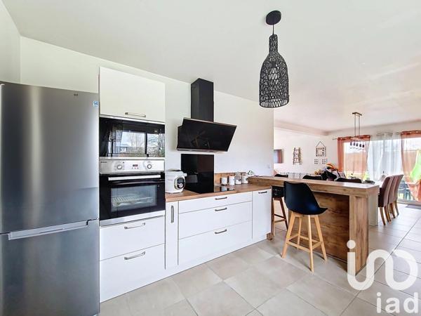 Maison 5 pièces de 128 m² à Vandrimare (27380)