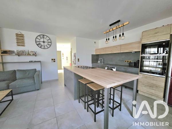 Appartement à vendre 3 pièces 66 m² Le Cannet-des-Maures
