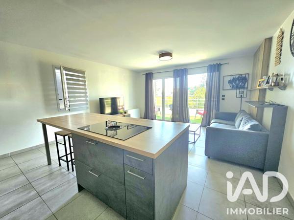 Appartement à vendre 3 pièces 66 m² Le Cannet-des-Maures