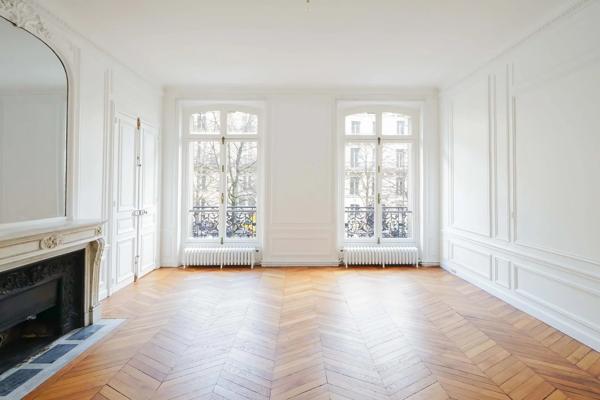 Appartement Paris 16 e - TROCADÉRO