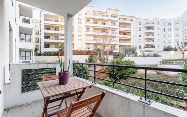 Appartement à vendre    3 pièces • 71 m2 Lyon 9