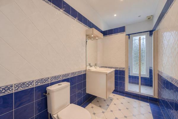33450 MONTUSSAN - Maison de plain-pied sur parcelle arborée de plus de 1600 m²