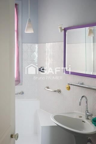 Entre Batignolles et Epinettes,  appartement 3 pièces (dont 2 chambres) au 4ème avec ascenseur, au calme, lumineux