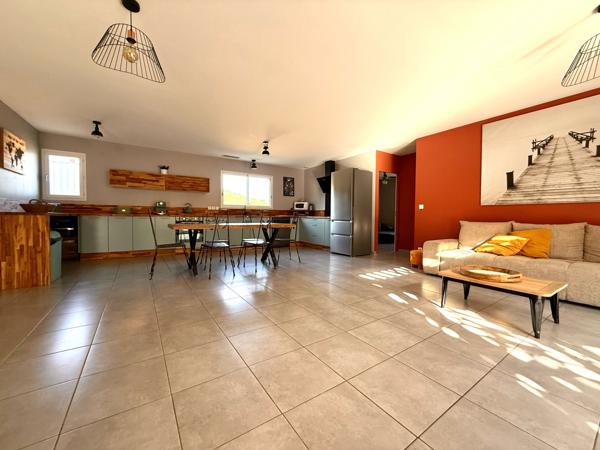 Usclas-du-Bosc (34700) Magnifique Villa Familiale de 162 m² / 5 Chambres / 744m² de Jardin / Garage de 47m²
