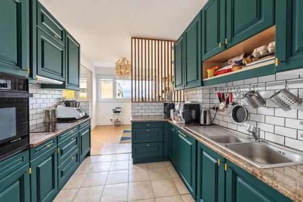 4 pièces de 91 m², loggia sur la forêt, Poissy