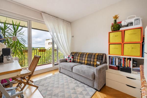4 pièces de 91 m², loggia sur la forêt, Poissy