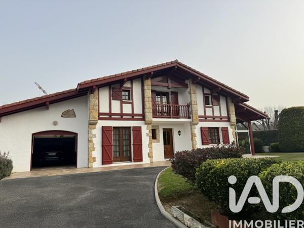 Maison à vendre 7 pièces 165 m² Hasparren
