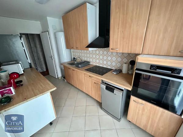 Appartement à louer 4 pièces 77.45m²