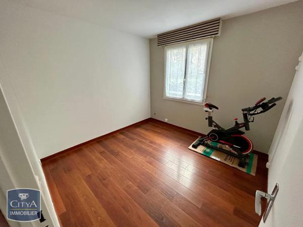 Appartement à louer 4 pièces 77.45m²