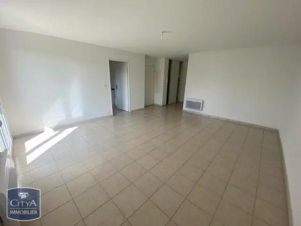 Appartement à louer 3 pièces 64.23m² Nogent (52800)