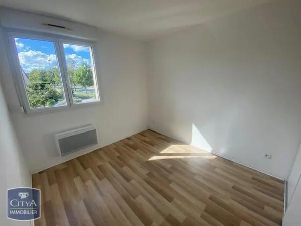 Appartement à louer 3 pièces 64.23m² Nogent (52800)
