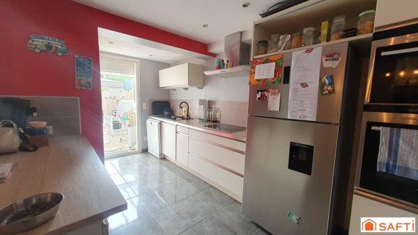 Maison R+1 - 3 chambres - pièce de vie et garage