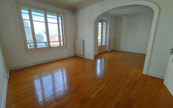 Appartement à vendre    5 pièces • 130,63 m2 Grenoble