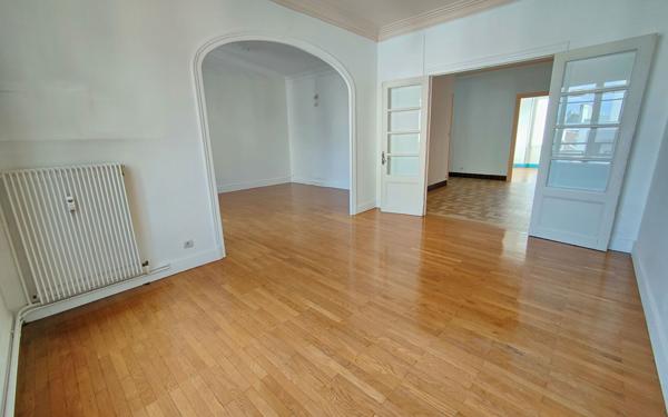 Appartement à vendre    5 pièces • 130,63 m2 Grenoble
