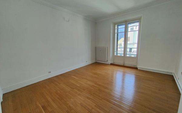 Appartement à vendre    5 pièces • 130,63 m2 Grenoble