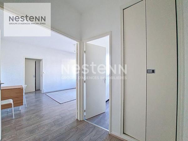 Orléans DUNOIS ! Tous commerces et transports à pied, appartement 1 chambre avec parking en sous sol !