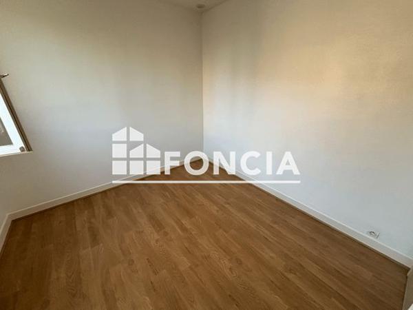 Location Maison 2 pièces 37.53 m² - 10 VILLA SERGENT Issy Les Moulineaux 92130